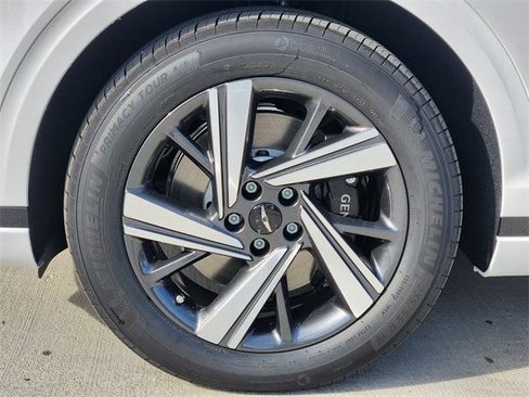 New 2026 Genesis GV70 3.5T Sport Advanced image 7