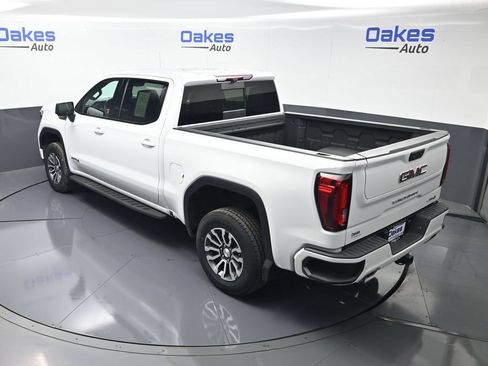 Used 2022 GMC Sierra 1500 AT4 w/ AT4 Premium Package AWD/4WD image 53