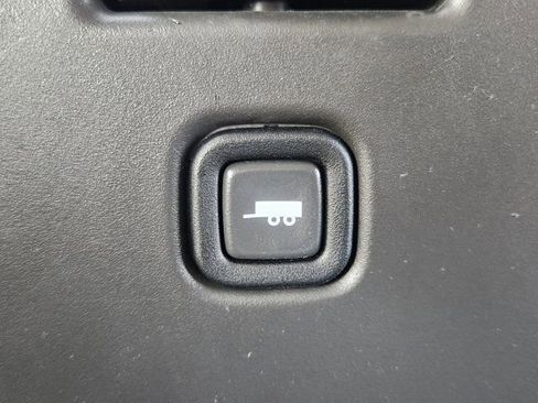 Used 2025 Chevrolet Express 3500 w/ Power Convenience Package image 22