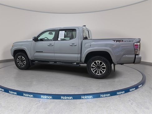 Used 2021 Toyota Tacoma TRD Sport image 9