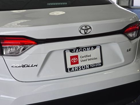 Used 2026 Toyota Corolla LE FWD image 12