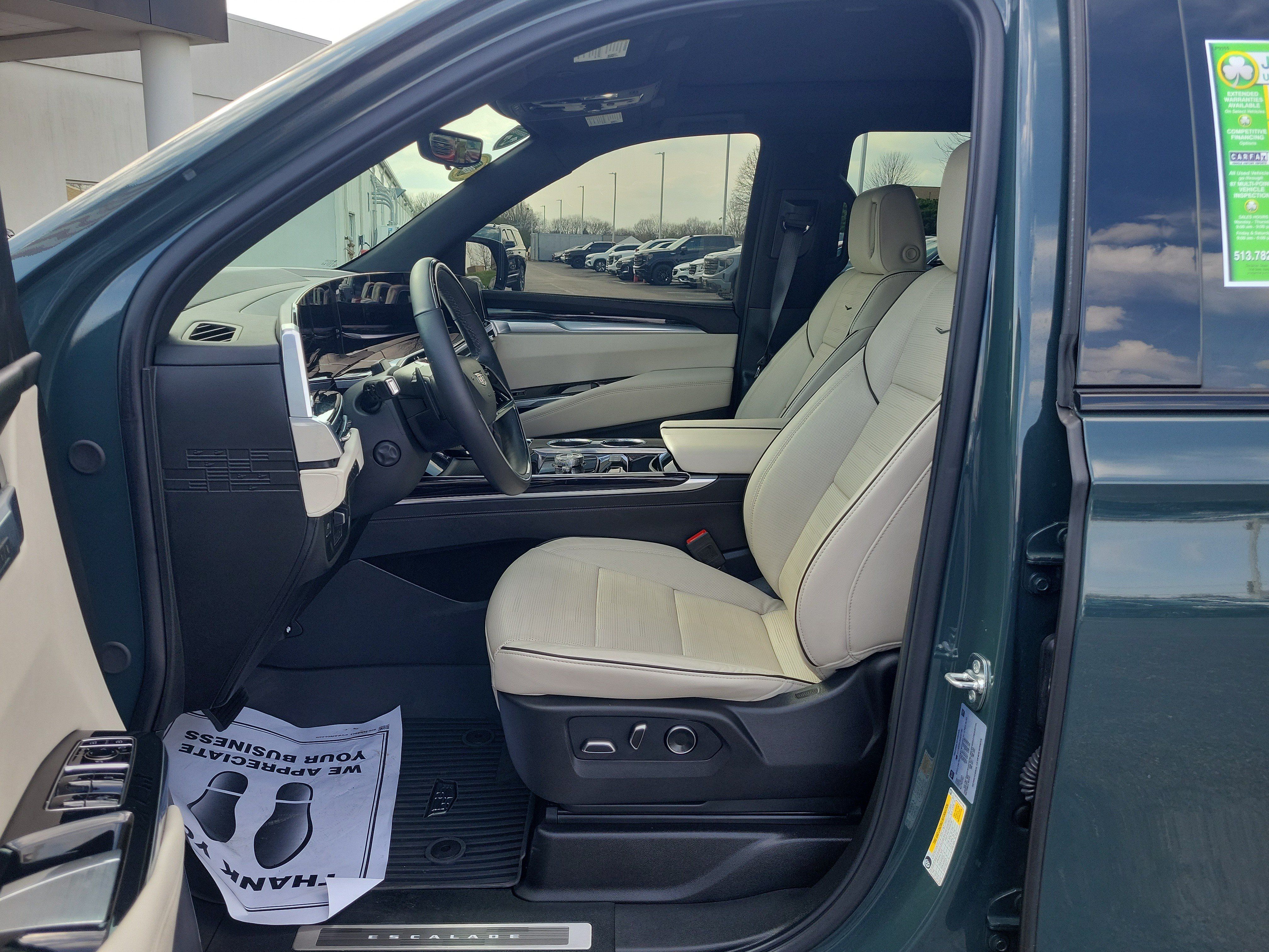 Used 2025 Cadillac Escalade Sport w/ Touring Package AWD/4WD image 17