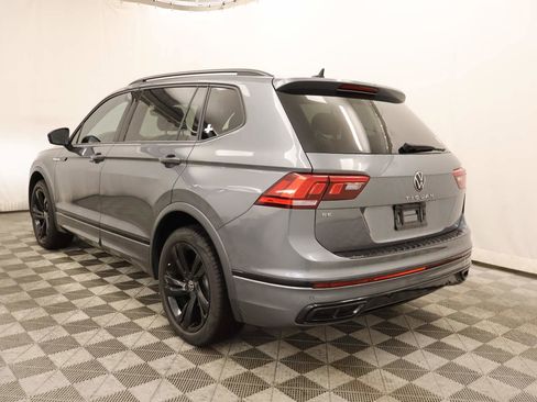 Certified 2023 Volkswagen Tiguan SE R-Line image 3