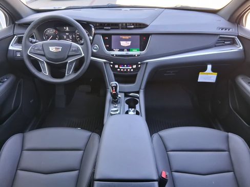 New 2026 Cadillac XT5 Luxury w/ LPO, Floor Liner Package AWD/4WD image 8