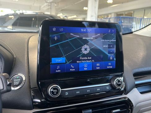 Used 2021 Ford EcoSport Titanium image 12