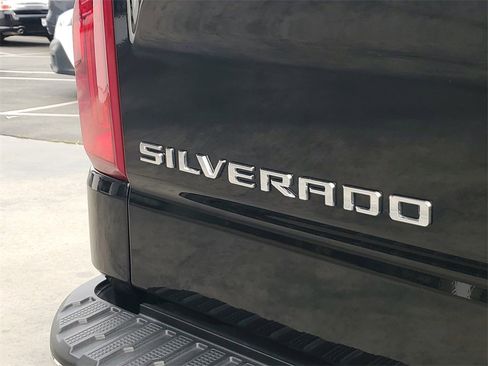 Used 2022 Chevrolet Silverado 1500 LTZ w/ LTZ Premium Package image 8