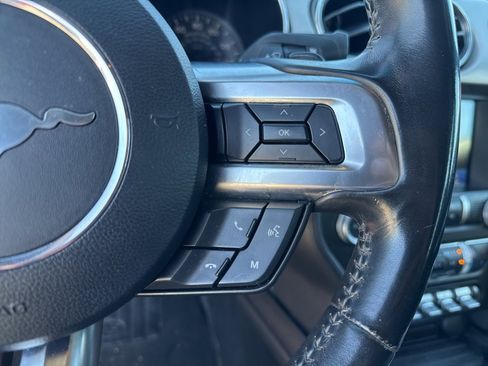 Used 2020 Ford Mustang Premium image 21