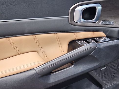 New 2026 Kia Sorento SX Prestige w/ Olive Brown Leather Package image 6