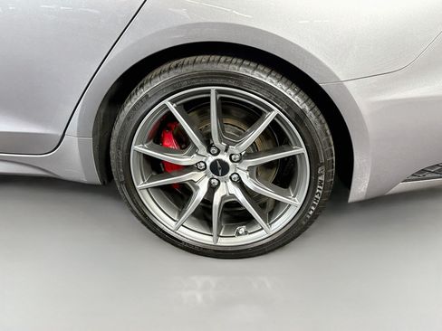 Used 2025 Genesis G70 2.5T RWD image 37