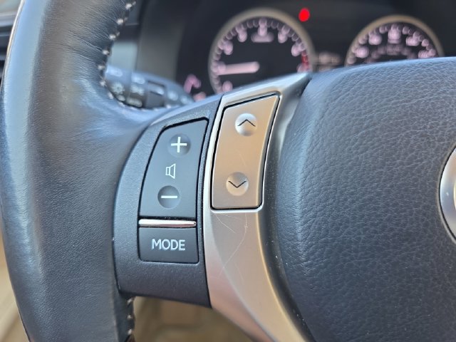 Used 2015 Lexus ES 350 w/ Luxury Package FWD image 19