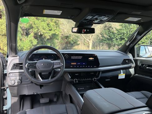 New 2026 Chevrolet Suburban RST w/ Comfort Package image 32