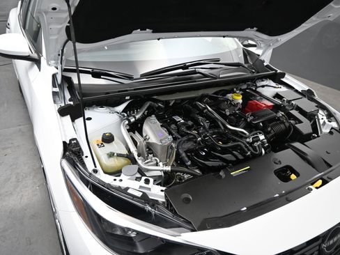 Certified 2025 Nissan Sentra S image 20