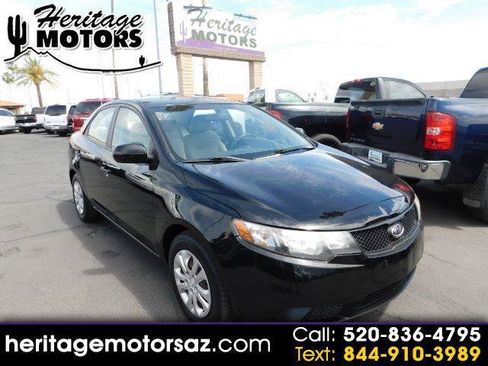 Used 2010 Kia Forte LX w/ Convenience Pkg image 1