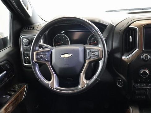 Used 2023 Chevrolet Silverado 2500 High Country w/ Z71 Off-Road Package image 17