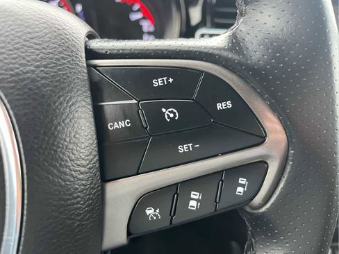 Used 2023 Dodge Durango SXT Launch Edition image 33