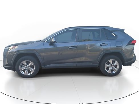 Certified 2023 Toyota RAV4 XLE w/ Convenience Package FWD image 3