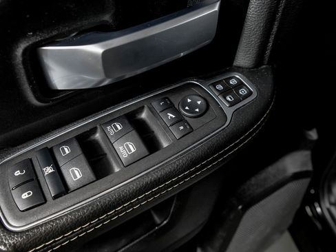 Used 2024 RAM 2500 Big Horn w/ Night Edition image 34