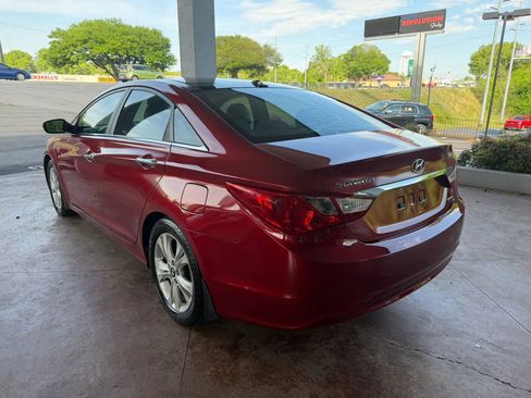Used 2012 Hyundai Sonata Limited FWD image 4