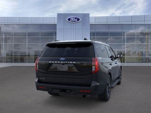 New 2026 Ford Expedition Active image 10