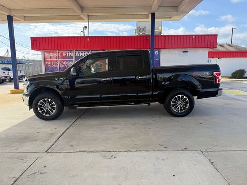 Used 2018 Ford F150 XLT w/ Equipment Group 302A Luxury image 6