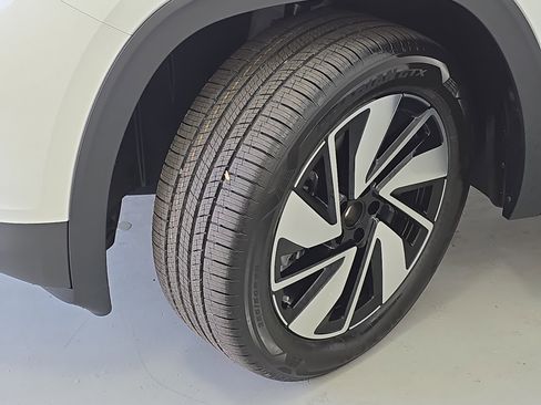 New 2026 Volkswagen Atlas SEL image 34