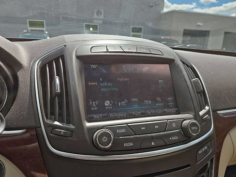 Used 2016 Buick Regal Premium FWD image 20