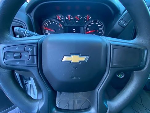 Used 2022 Chevrolet Silverado 1500 Custom image 16