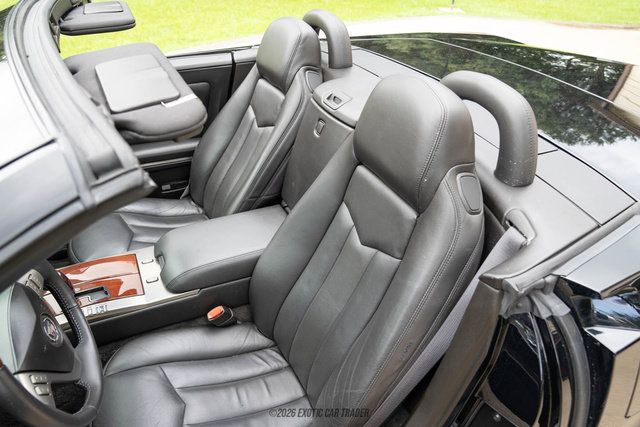 Used 2006 Cadillac XLR RWD image 52