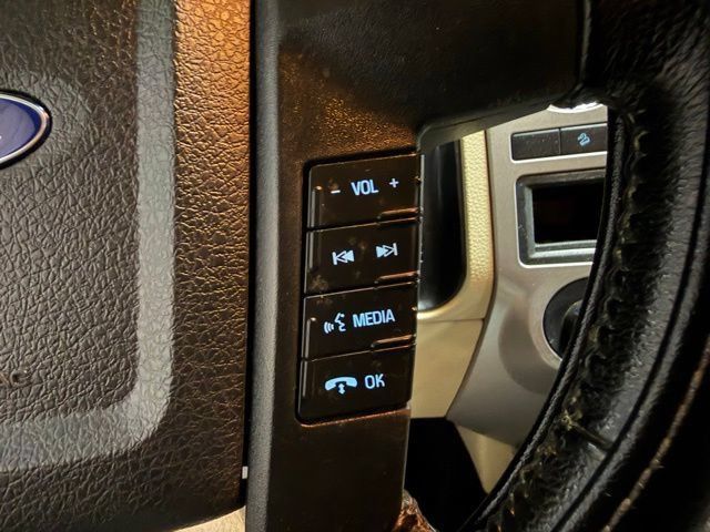 Used 2016 Ford Expedition XLT AWD/4WD image 34