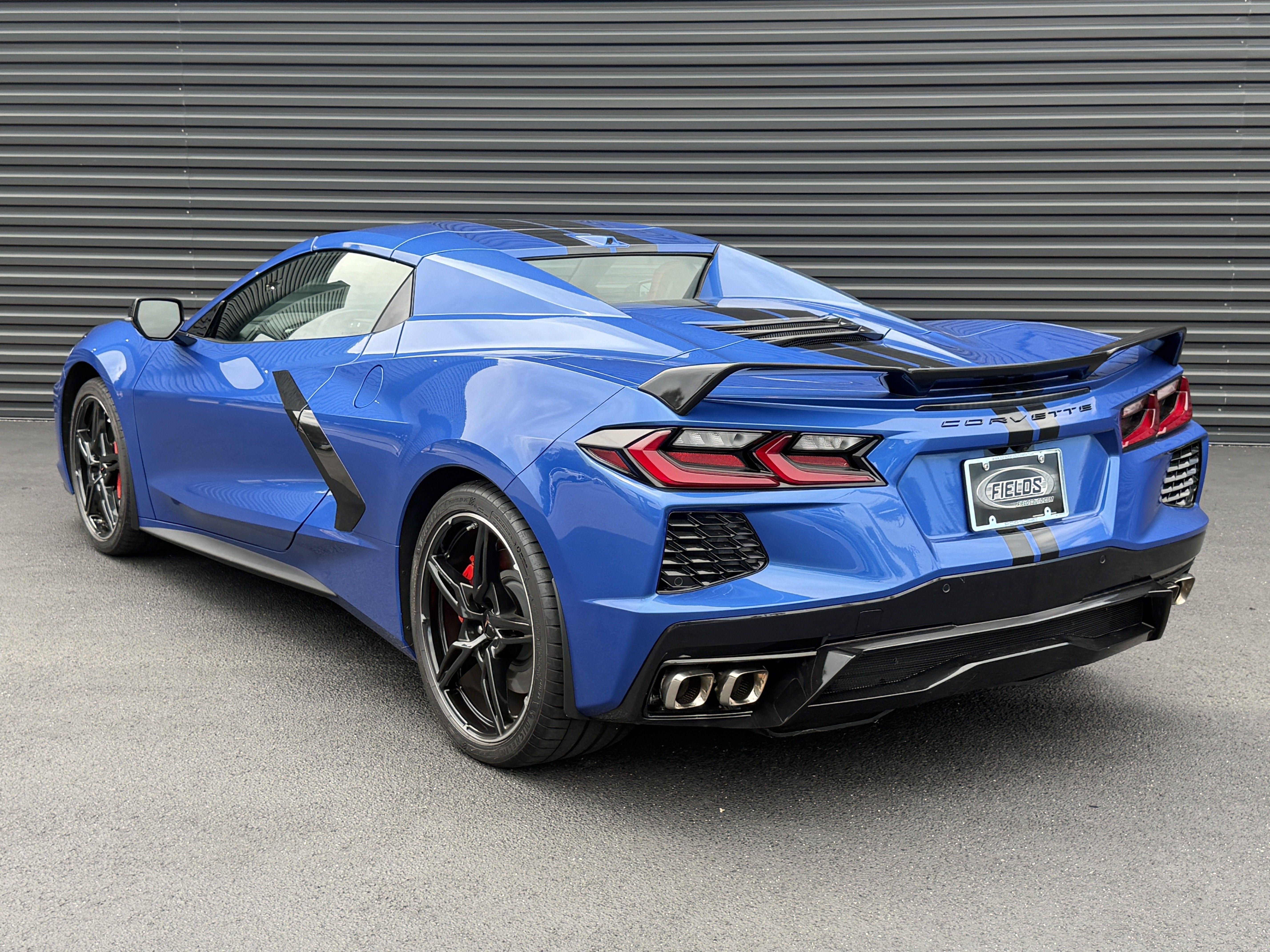 Used 2021 Chevrolet Corvette Stingray Convertible w/ Z51 Performance Package RWD image 3