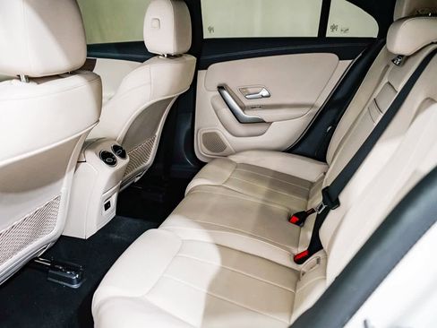 Certified 2022 Mercedes-Benz CLA 250 image 18