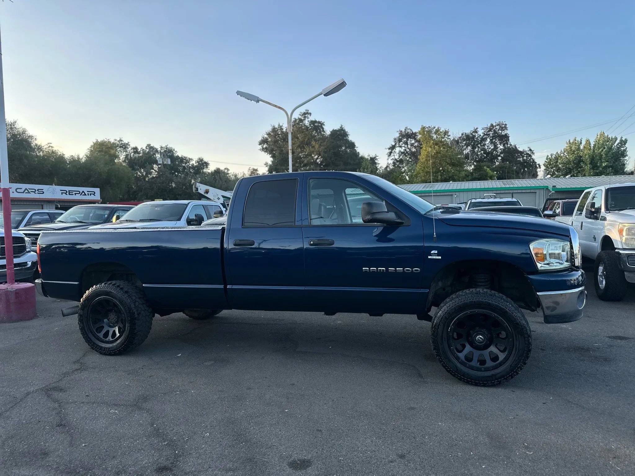 Used 2006 Dodge Ram 2500 Truck ST w/ Trailer Tow Group AWD/4WD image 4
