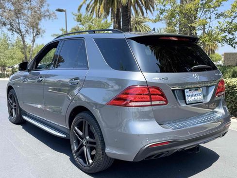 Used 2019 Mercedes-Benz GLE 43 AMG 4MATIC image 2