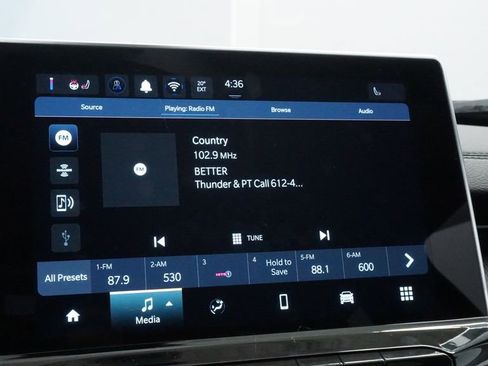 New 2026 Jeep Compass Latitude AWD/4WD image 39
