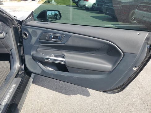Used 2024 Ford Mustang GT Premium image 33