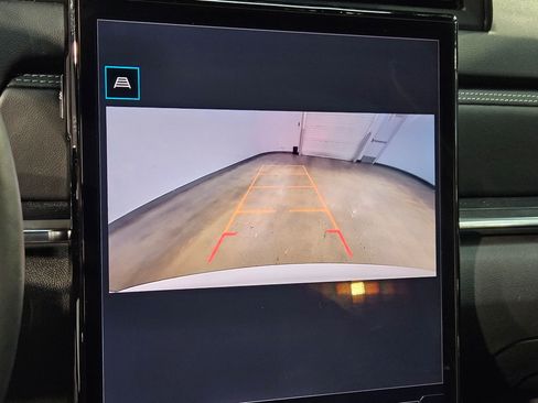 Used 2025 GMC Terrain Elevation image 30