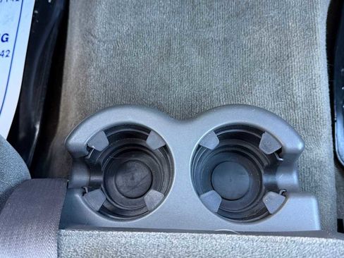 Used 2004 Chevrolet Silverado 2500 LS image 21