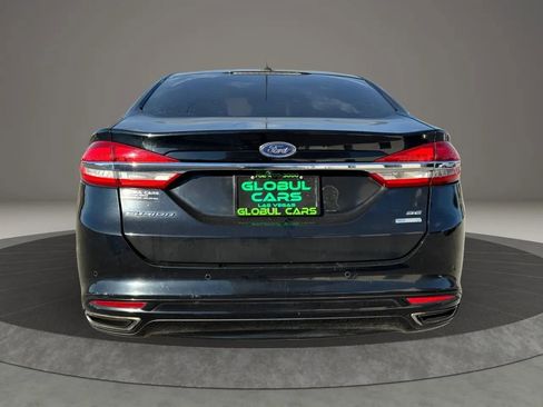 Used 2017 Ford Fusion SE w/ Fusion SE Technology Package image 6