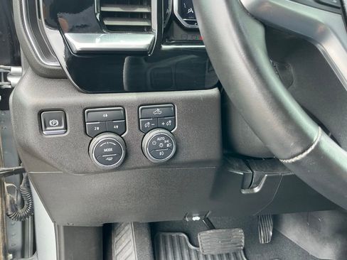 Used 2025 Chevrolet Silverado 2500 LT w/ Convenience Package AWD/4WD image 23