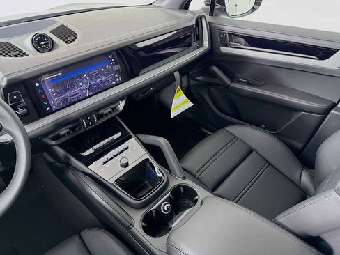 New 2026 Porsche Cayenne E-Hybrid image 26