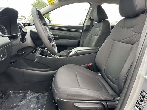 Used 2023 Hyundai Tucson SE image 21
