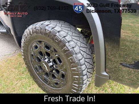 Used 2024 Chevrolet Silverado 2500 High Country w/ High Country Premium Package image 6