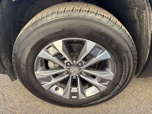 Used 2025 Chevrolet Equinox LT image 30