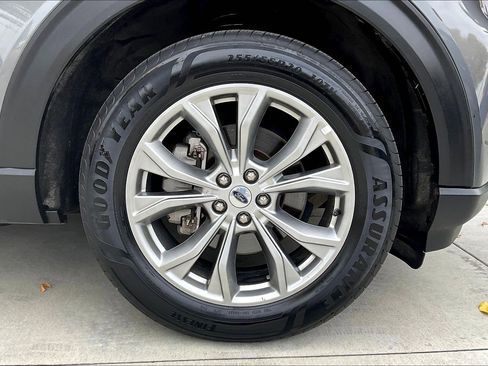 Used 2023 Ford Explorer Limited image 22