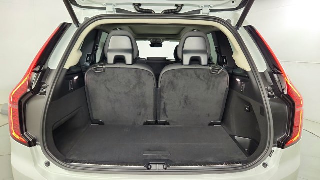 New 2026 Volvo XC90 T8 Plus w/ Protection Package AWD/4WD image 41