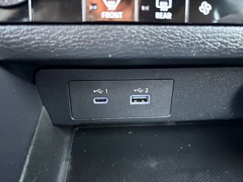 Used 2024 Mitsubishi Outlander ES image 20