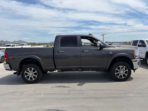 Used 2022 RAM 2500 Limited AWD/4WD image 3