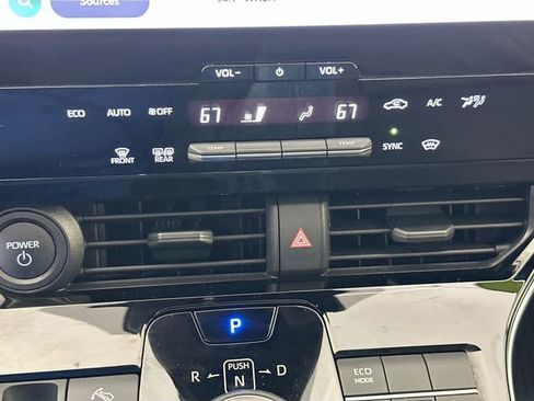 Used 2023 Toyota bZ4X XLE image 18