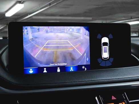 Used 2024 Acura MDX SH-AWD w/ Technology Package image 28