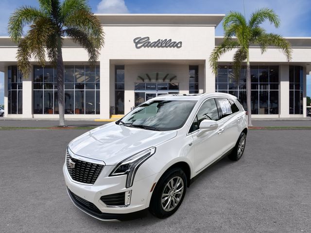 Used 2023 Cadillac XT5 Premium Luxury w/ Technology Package FWD image 1